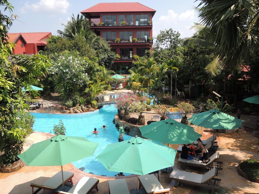 Elephant Blanc Phnom Penh Exterior foto